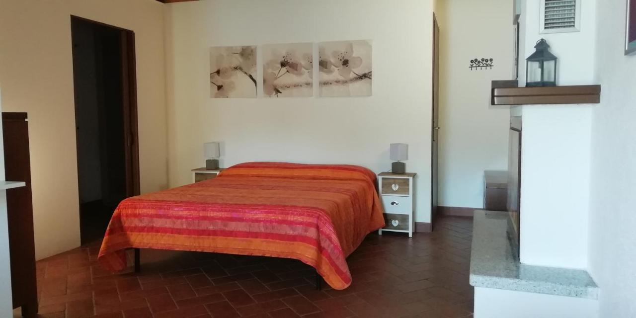 Piccolo Girasole Appartement Menaggio Buitenkant foto